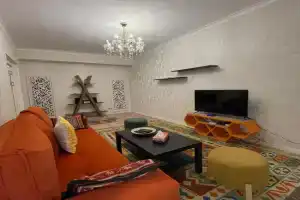 Central Apartment in Golden Square, Bishkek