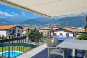 Riva del Lario Home Apartments, Colico