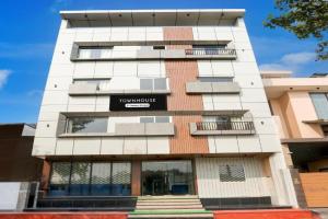 Super Townhouse Taj Nagri Phase 2 Formerly Grand Rivera, Agra