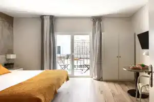 Rainbow Hotel, Sitges