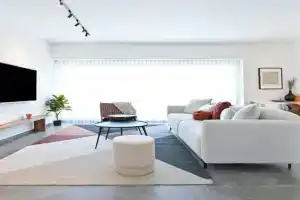 (Safe Room Inside) Stylish 3 Bedroom + Balcony, Tel Aviv