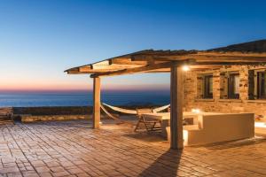 “Blue view” uphill Guest house, Naxos Chora