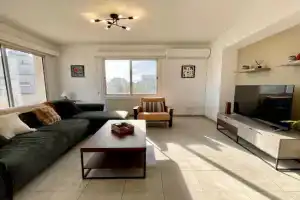 Comfort Stay in - Aglantzia RIK Apartments, Nicosia