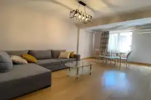 Northern Avenue Apartment, Yerevan