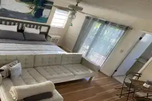Beautiful suite in the best location in! Guest house, Miami