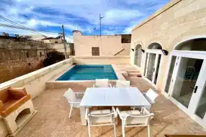 Ta' Marija Guest house, Munxar