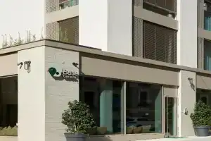 Base Hotel, Geneva
