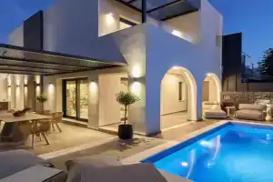 Grey Stones Villa with heated pool, by Estia, Heraklio Town