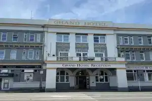 The Grand hotel whanganui under new management, Wanganui
