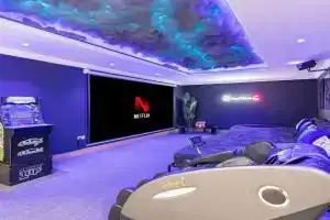 Next'Living - Luxury Private Room in a Shared Villa, Dubai
