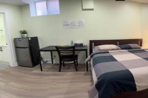 B1 Beautiful and cozy private suite Guest house, Mississauga