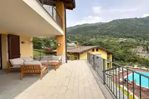 Like Heaven Pool & Lake View Apartments, Argegno