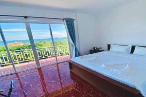 REACHBUT SESSOR HOTEl, Kep