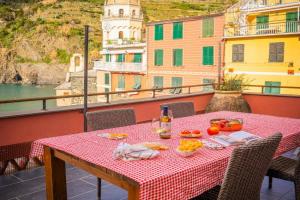 La Casa di Eroico Vino, Vernazza