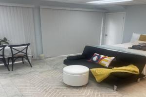 Midtown at Marion Blue - 1BR 1BA - Close to FAMU FSU TMH Guest house, Tallahassee