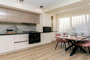 Decebal Avenue Apartments, Chisinau