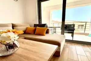 Hana Apartments, Dobra-Voda