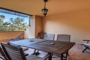 Los Albatros by Ĥ - Playa de los Haraganes HAHB77P120 Apartments, Isla de Canela