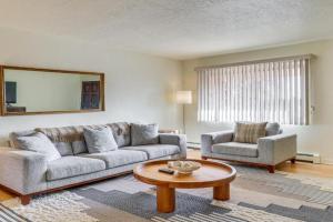 2 Mi to UNM Campus Home in Quiet Area of ABQ, Albuquerque