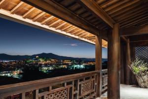 丽江见山庐古城全景花园酒店 Hotel, Lijiang
