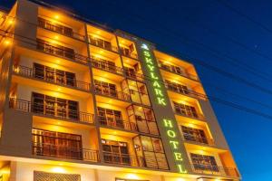 Skylark Hotel, Karatu