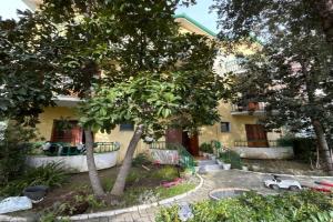 Vacation Apartments Garden, Golem