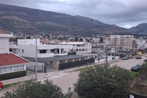 Apartments D&D, Sutomore