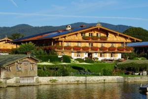 Hotel garni Fischerweber am See, Rottach-Egern