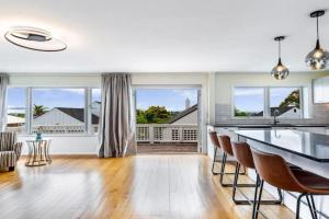 Serene 2BR Home in Meadowbank by Zodiak Stays Guest house, Auckland