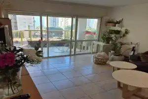 Great Rental near Poleg Beach Apartments, Netanya