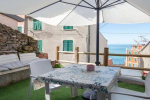 Ariel - Sea View Double Room, Riomaggiore