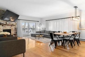 Chez Dodo Chalet Tremblant 3bdrs condo with fireplace, Mont Tremblant