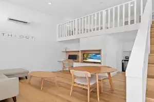 The Cot at Guest house, The Entrance