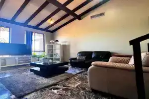 Affordable long Term Stay Queen Size Bedroom Near City University Fremantle, Perth