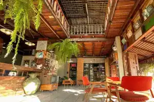 โรงแรมเฮือนช้างเผือก Huen Chang Phueak Hotel, Nan