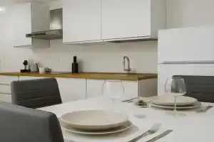 Historic Center Suite - Balcony, Air Conditioning & Fast Free Wi-Fi Guest house, Sarnico