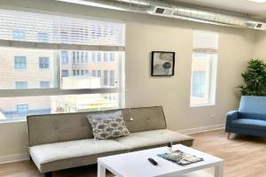 Urban Oasis Downtown Condo with Skywalk Access 4 Apartments, Des Moines