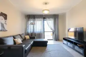 Trani with view - roomy apartment with balconies, Trani