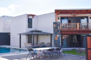 Fazz Boutique Villa-private pool, Pereybere