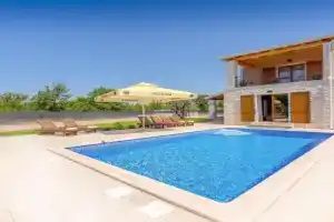 Villa Melanie, Porec