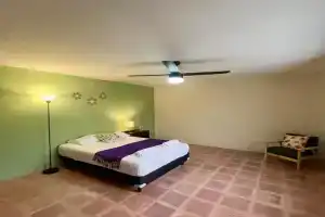Casa en el de Mérida, 5 habitaciones y 3 baños, ideal para grupos, Merida