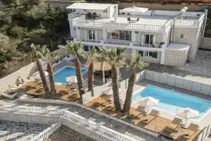 La Vista Residence - 5 BDS, 2 private swimming pools, stunning sea views only 10 minutes from Corfu Town's Centre Villa, Gouvia