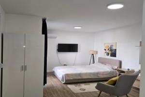Kmb Apartment, Kraguyevats