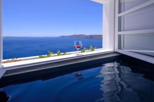 Thirea Studios, Oia