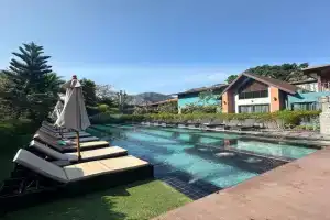 โรงแรมชาวเกาะพีพี Chaokoh Hotel, Phi Phi Island