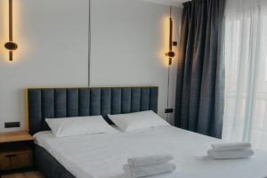 Apart-otel Marina, Ton