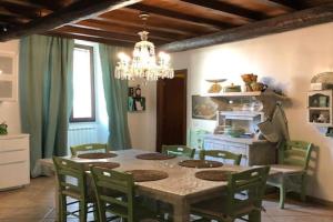 Casa dei Papi - Lovely 7 person apartment in medieval city center, Viterbo