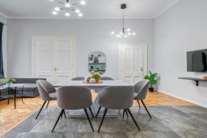 Synagogue 2 Bedroom Apartment S162, Budapest