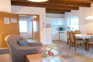 DHH Gruber Am Koper Sand 18a Guest house, Norddeich