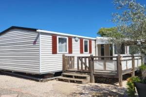 Varéa Mobil'home Guest house, Frejus